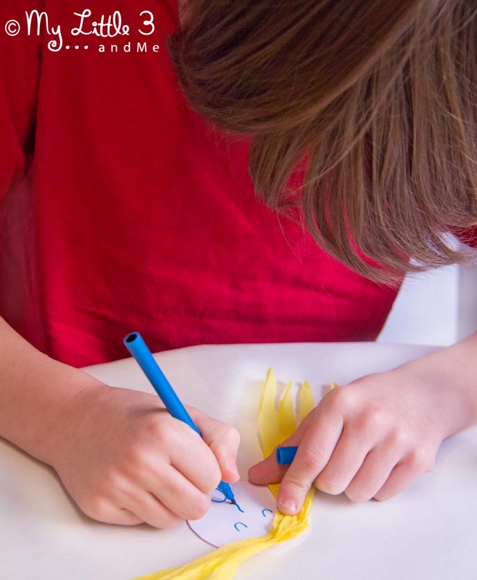 Handprint Angel Tree Toppers - homemade Christmas decorations for kids. (My Little 3 and Me)
