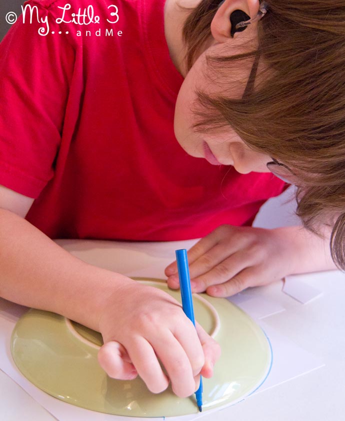 Handprint Angel Tree Toppers - homemade Christmas decorations for kids. (My Little 3 and Me)