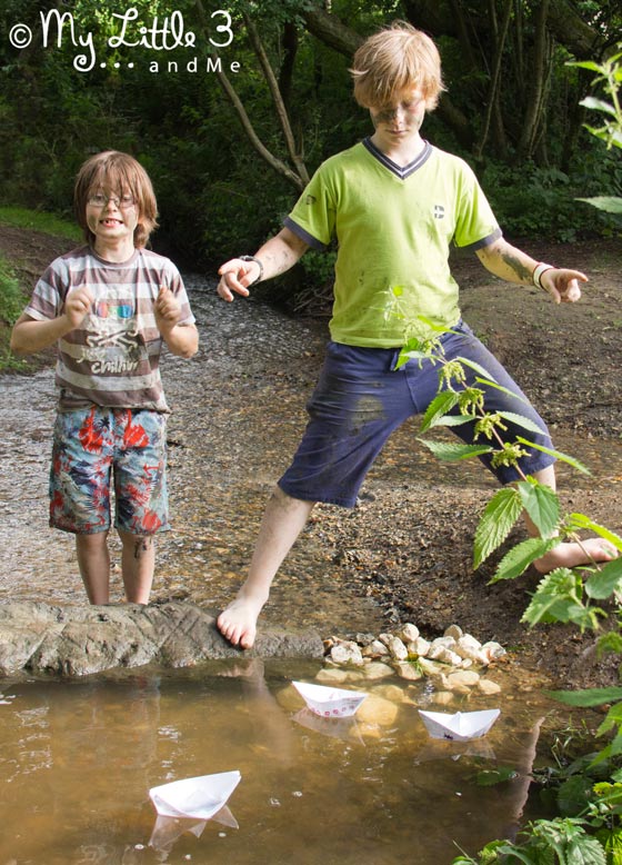 How to make a paper boat. Video tutorial by My Little 3 and Me