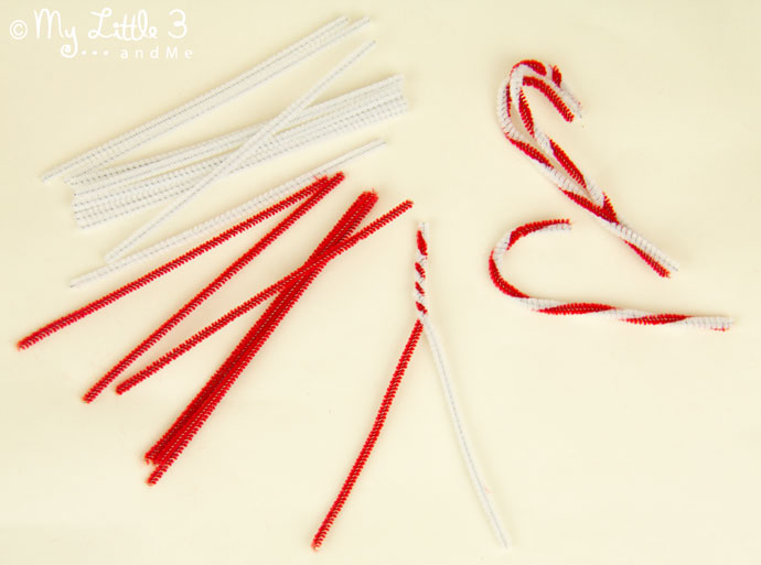 Candy Cane Tree Decorations - an easy Christmas craft for kids. 