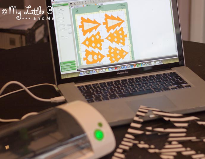 A simple Cricut Mini Christmas craft from My Little 3 and Me.