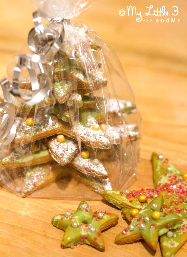 Christmas cooking with kids - Cute Gingerbread Christmas Trees 