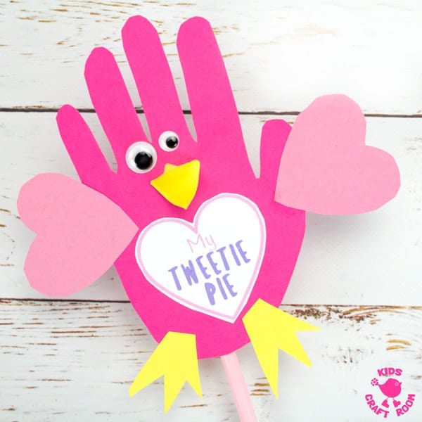 HANDPRINT LOVE BIRDS with Free Printable Template. Use them as puppets or greeting cards these Handprint Love Birds are the sweetest, or should I say tweetest little bird craft around and just perfect for Valentine's Day or Mother's Day. Too tweet for words! #handprintcrafts #valentine #valentines #valentinesday #valentinecrafts #valentinescrafts #birds #lovebirds #kidscrafts #valentinesforkids #kidscrafts101