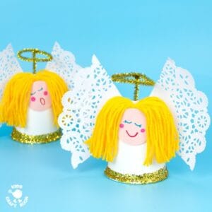 This Pretty Paper Cup Angel Craft is easy to make and looks darling! Decorate the mantlepiece, use as a Christmas tree topper or hang them as ornaments! A fun Christmas craft for preschoolers. #angel #angels #angelcrafts #christmas #christmascrafts #kidscrafts #kidscraft #papercups #kidscraftroom