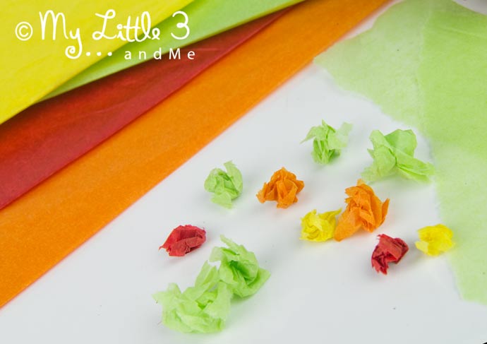 Autumn Tree Pine Cone Craft is a fun Autumn craft for kids that builds fine motor skills and can be adapted for all seasons too.