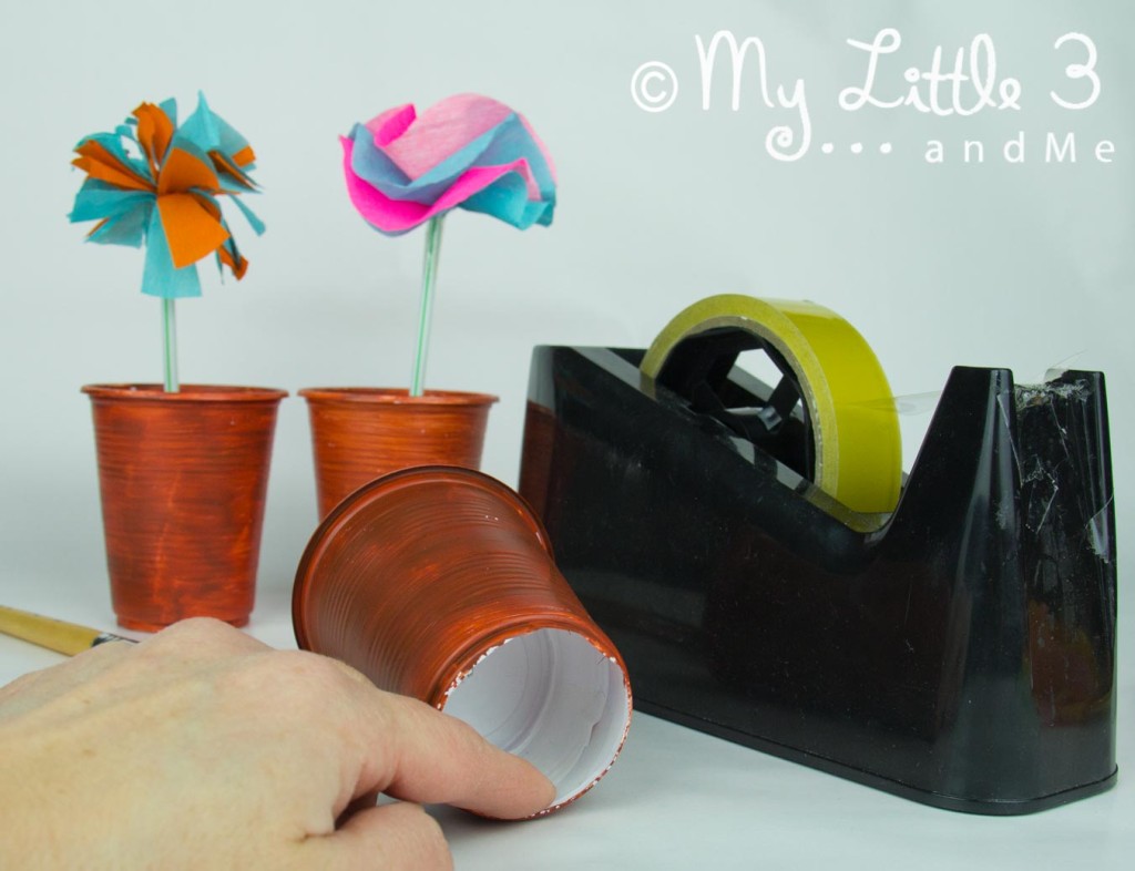 Magic Pop Up Flowers, an interactive Mary Mary Quite Contrary Nursery Rhyme Craft